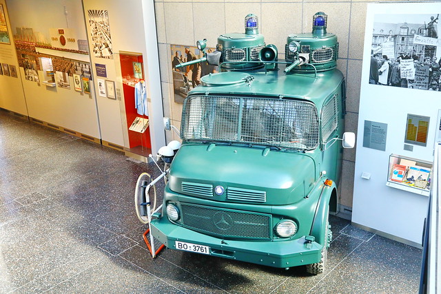 Mercedes Polizei Haus der Geschichte von Deutschland in Bonn 15.9.2023 3238