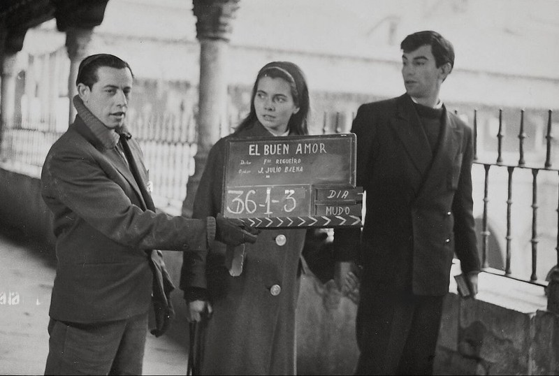 Claustro alto de la catedral. Rodaje de la película "El buen amor" a finales de 1962 o comienzos de 1963