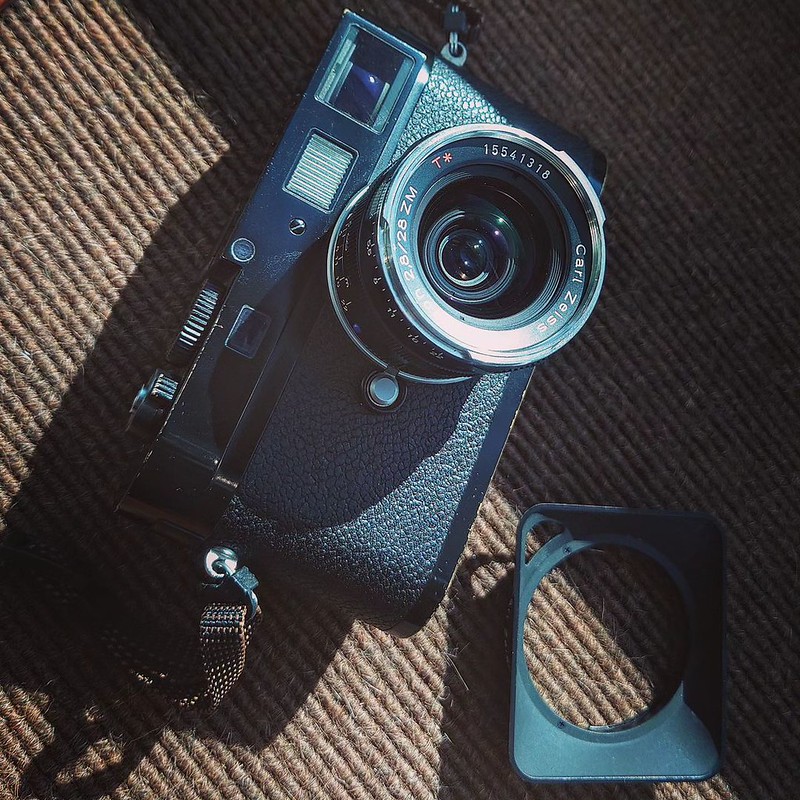 Zeiss ZM 28mm f2.8 x Leica CCD