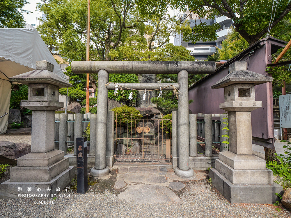 namba-yasaka-shrine-24
