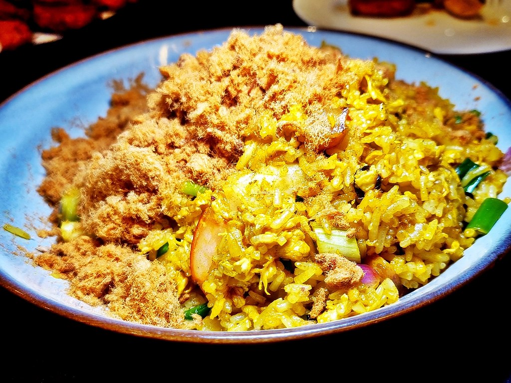 Khao Pad Sapparod / Pineapple Fried Rice