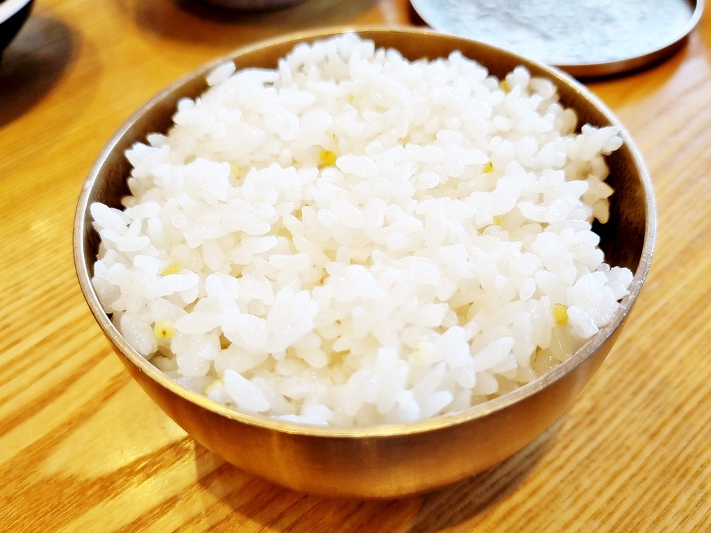 Ssalbap / Steamed White Rice