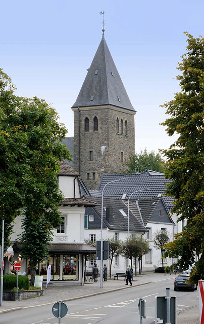6799  Kirchturm der evangelischen Jakobuskirche   - Fotos aus der Kleinstadt    Breckerfeld  im Ennepe-Ruhr-Kreis  in Nordrhein-Westfalen.