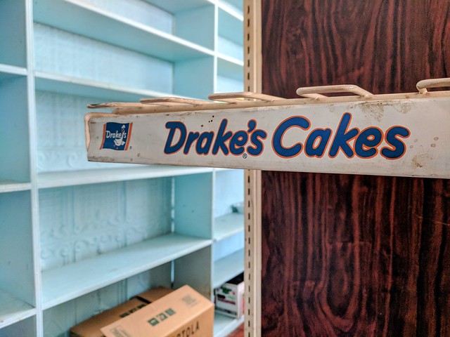 Drake's Cakes