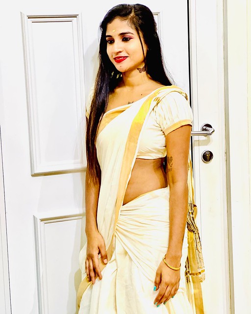 Subha insta model in saree