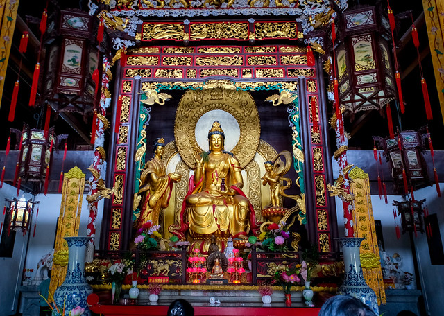 Inside the Lushu temple