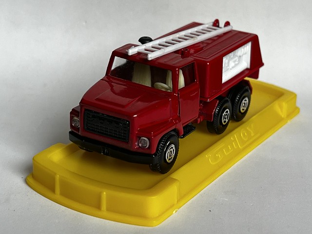 Guiloy Spain - Number 10 - Ford Bomberos Fire Truck - Miniature Diecast Metal Scale Model Emergency Services Vehicle