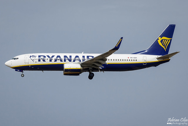 Ryanair --- Boeing 737-800 --- 9H-QAH