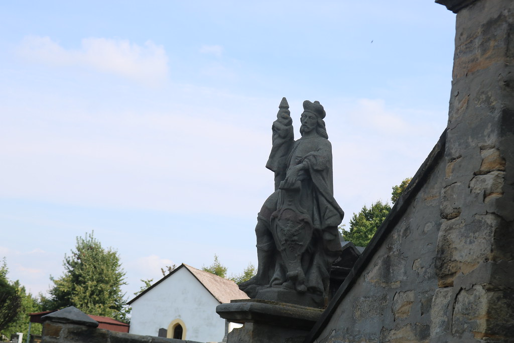 socha sv. Václava ve Všeni