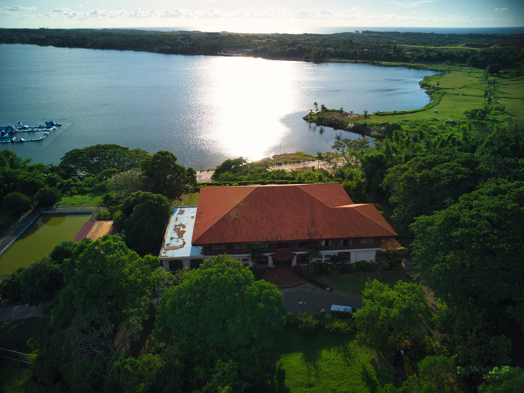 Malacañang of the Northe and Paoay Lake