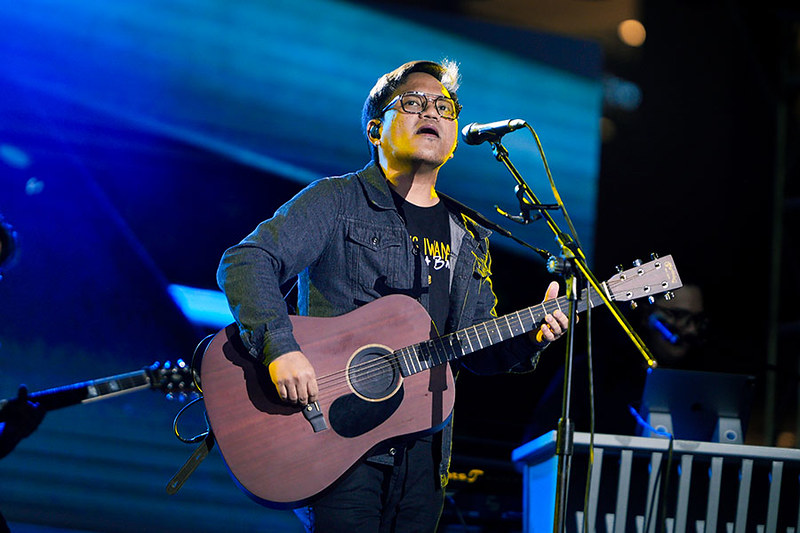 Ebe Dancel at the Power Mac Center Sync Sessions 2023