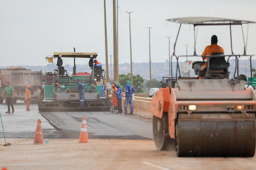 Nova etapa de pavimentação na Estrutural provoca alteração no trânsito