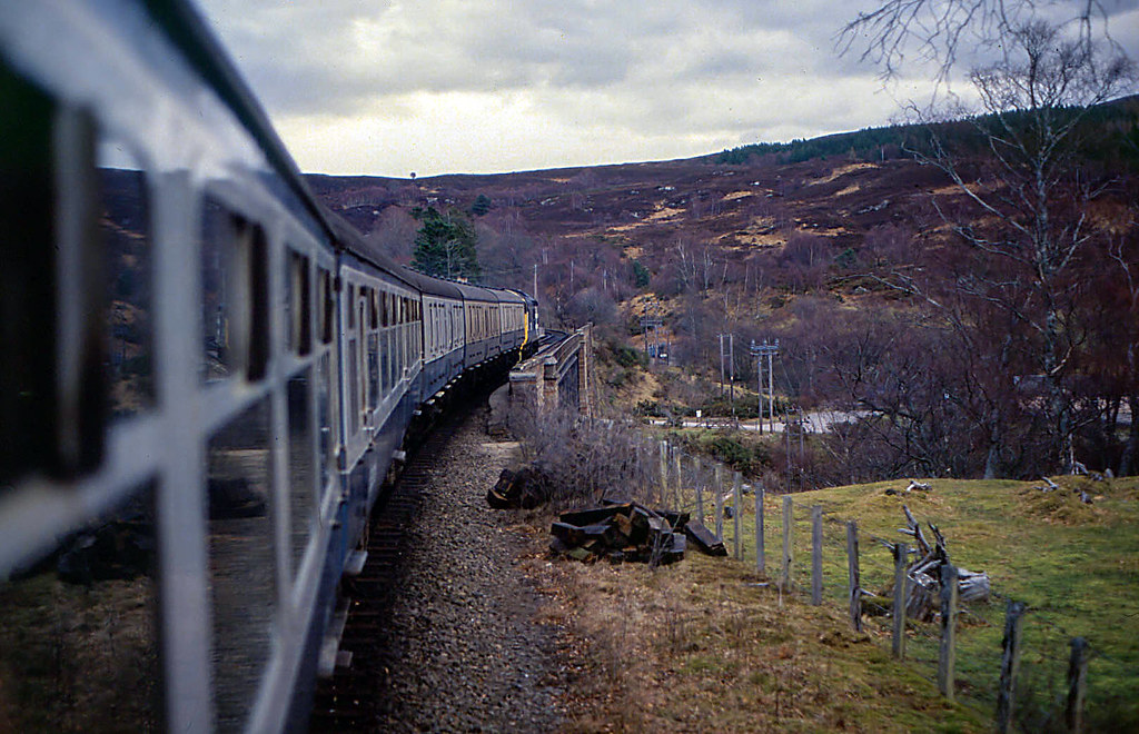 37264 between Kyle and Inverness, 11 March 1985