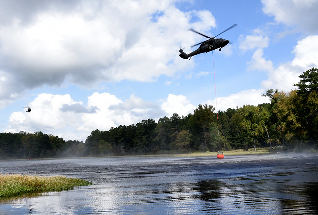 Aviators train to fight wildfires at Fort Barfoot