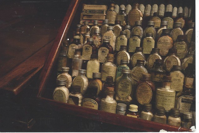 Old Medicine Bottles - Nakatomi Memorial Medicine Museum