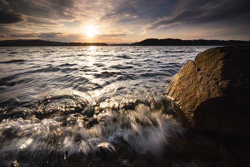 polska dobczyce lake wave sunset light landscape water npmphoto