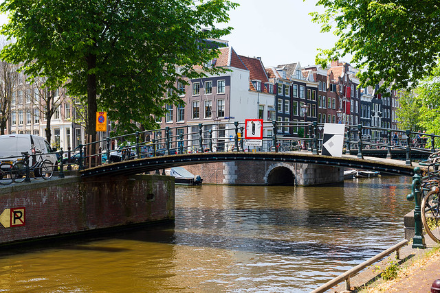 Amsterdam – Melkmeisjesbrug (Milkmaid’s Bridge) – Brouwersgracht