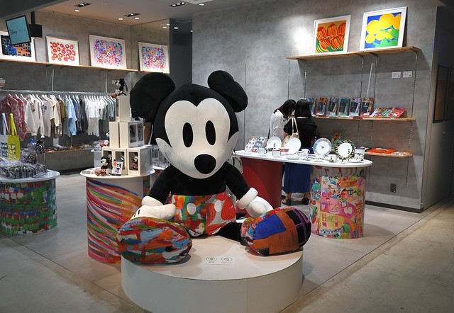 Disney 100 Pop-Up Shop