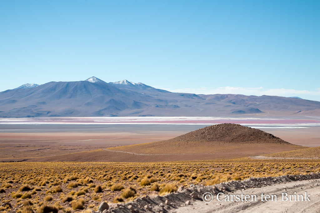 Bolivia - Eduardo Avaroa parque nacional - between Sol de Mañana geyser field and Laguna Colorada