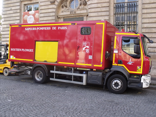 CSP3, camion de soutien plongée des pompiers de Paris.