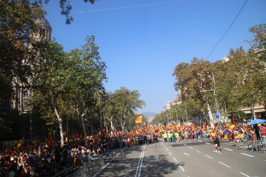 FOTOGRAFÍA. BARCELONA (ESPAÑA), 08 DE OCTUBRE DE 2023. Gran manifestación en Barcelona contra la amnistía al golpe y la autodeterminación. Lasvocesdelpueblo (64)