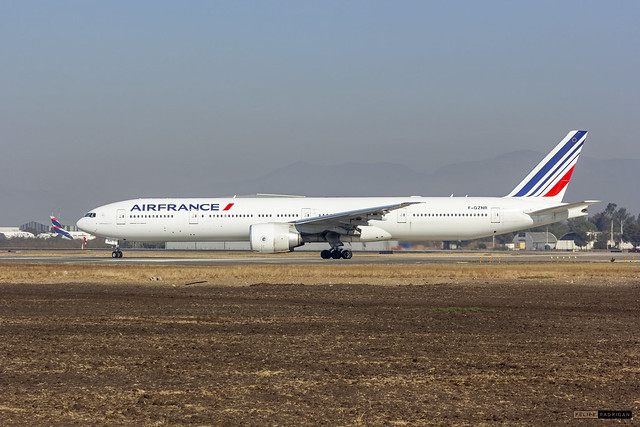 Boeing 777-328ER | F-GZNR | Air France