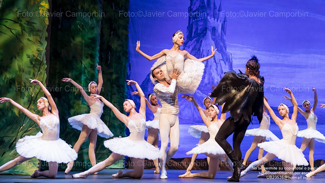 El Ballet de Kiev. El Lago de los cisnes.