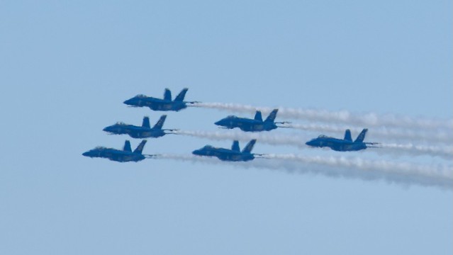 2023 US Navy Blue Angels Delta finale L1150296