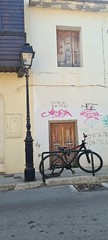 Bike,  lamp,  door,  graffiti