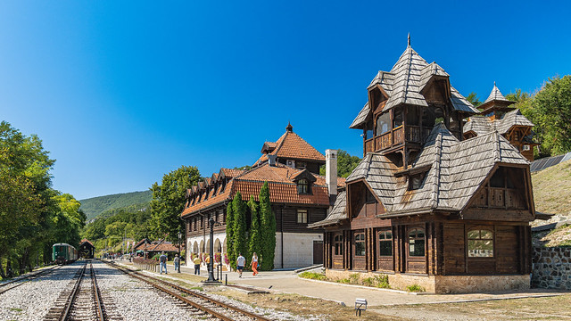 Mokra Gora train station
