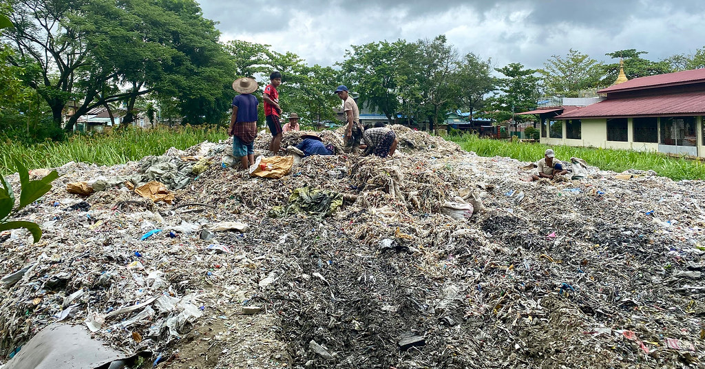 ‘ทิ้งพม่าผ่านไทย’ แกะรอยเส้นทางขนขยะพลาสติกต่างประเทศ