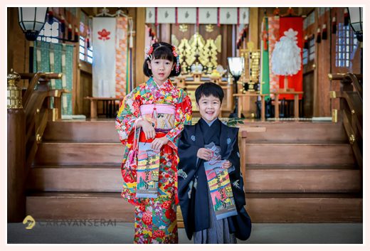 片山八幡神社で兄弟二人そろって七五三　愛知県名古屋市