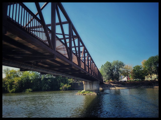 The Bridge, Batavia. (s20)