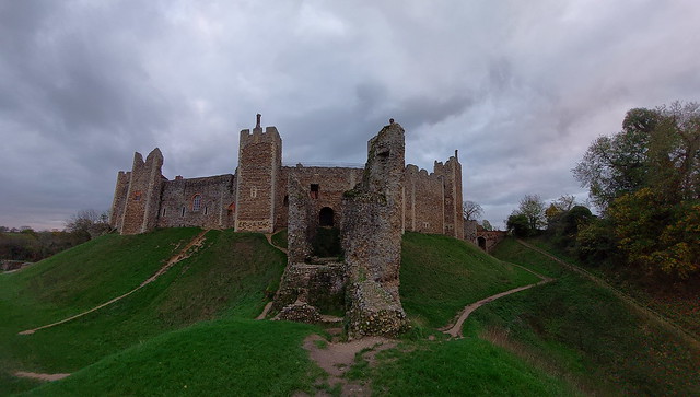 The 11th Century Citadel, that is Framlingham Castle, the west face. 18 11 2022