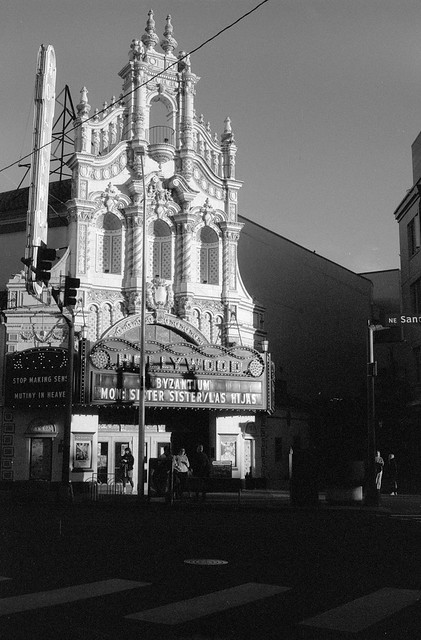 The Hollywood Theatre in the late day sun. 1 Oct 2023