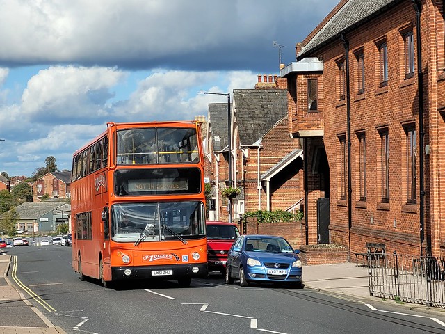 Mulleys former Dublin Bus Volvo B7TL (LW51 ZHJ)