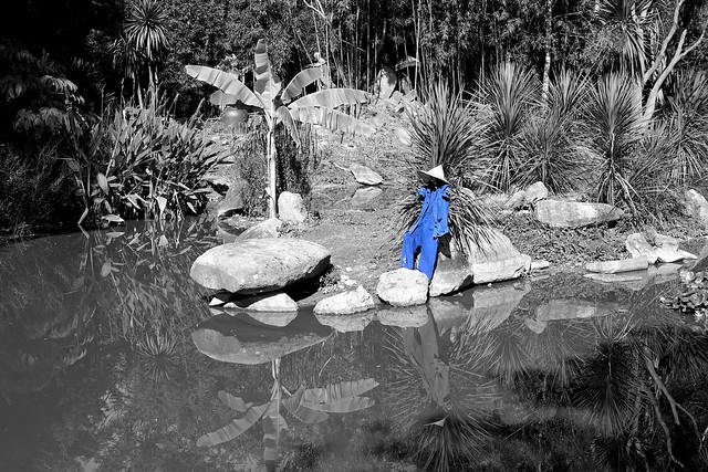Mannequin sur un étang (Tropical Parc, Saint-Jacut-les-Pins)