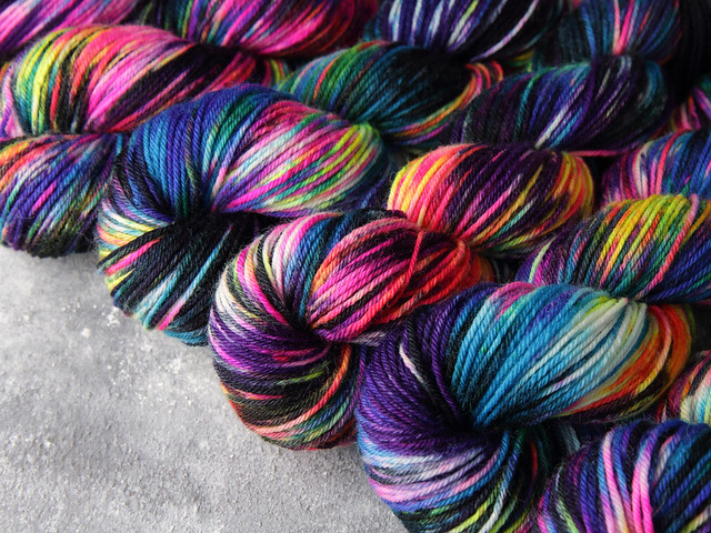 Dynamite DK – British pure wool superwash hand dyed yarn 100g – ‘Shinjuku’