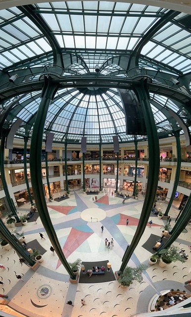 Rotunda Columba Mall Lisbon