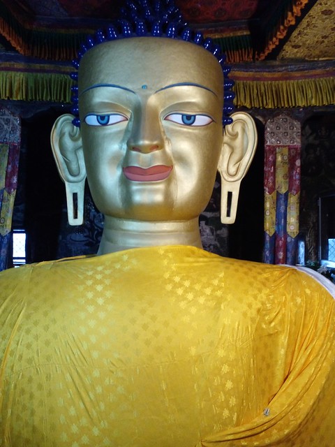 Shey Monastery: statue of Shakyamuni Buddha