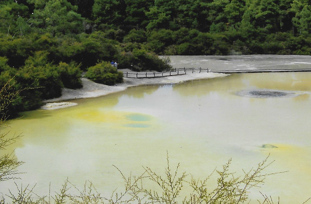 waiotapu sulphur pool