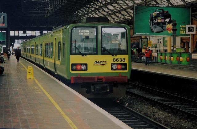 DART 8638 Pearse Station. Dublin. 04.02.2006.