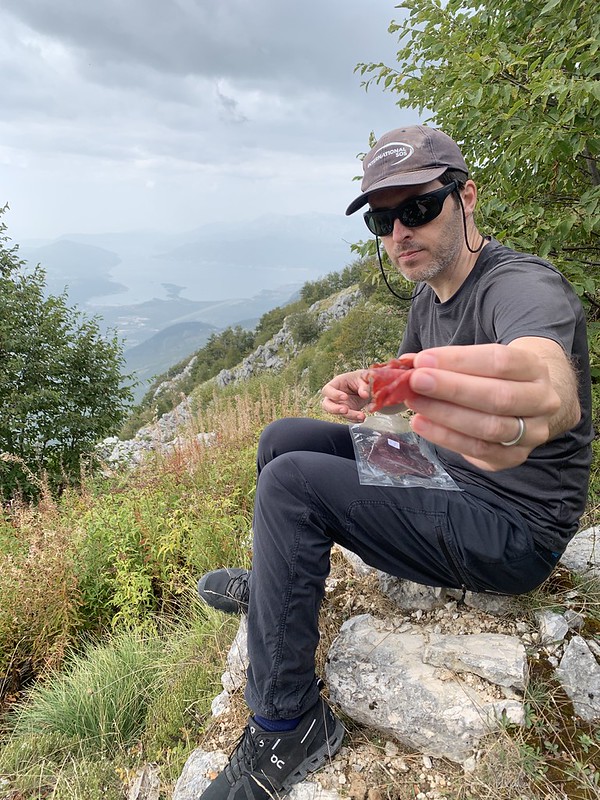 Yes, prosciutto is an acceptable hiking lunch