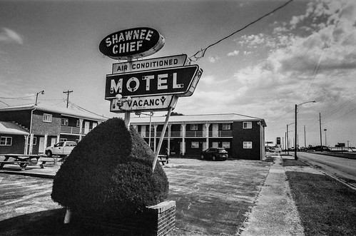 Shawneetown Street I read some reviews of this motel and it ranged from wonderful to -10. lol 😂
From what I saw of the clientele loitering outdoors…I’d find a better place to stay overnight.

NIKON FM2n 
Nikkor 24mm f2.8 ai-s 
Ilford HP Plus 400 B&amp;amp;W 
