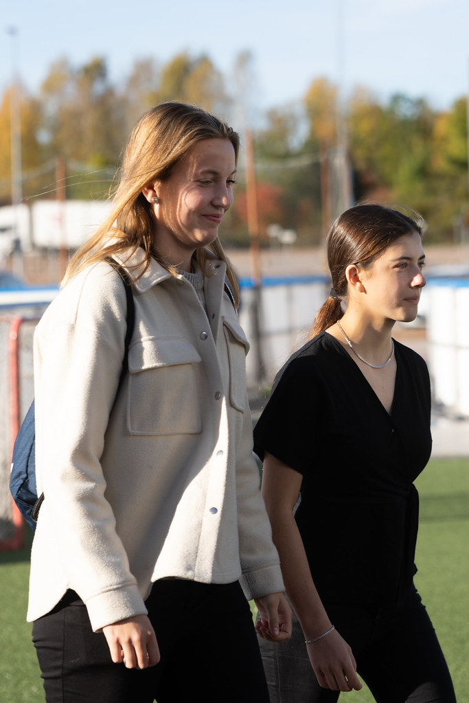 NDHL-Södertälje SK women's team arrives before the game 15/10/23 | Flickr