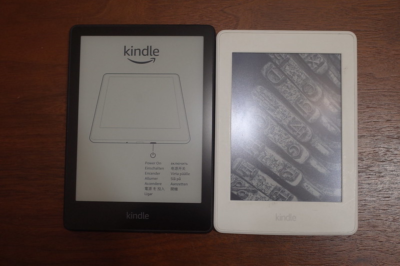 08Ricoh GRⅡ Kindle Paperwhite今回の第11世代と前回の第7世代のディスプレイ比較