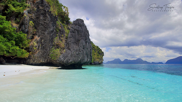 Karst Cliffs, Entalula Island