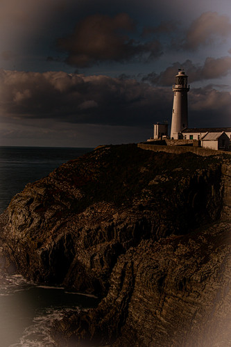 South Stack Lighthouse | by elizabethearlphotography