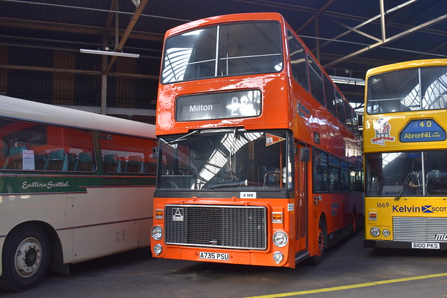 A735 PSU Strathclyde Buses