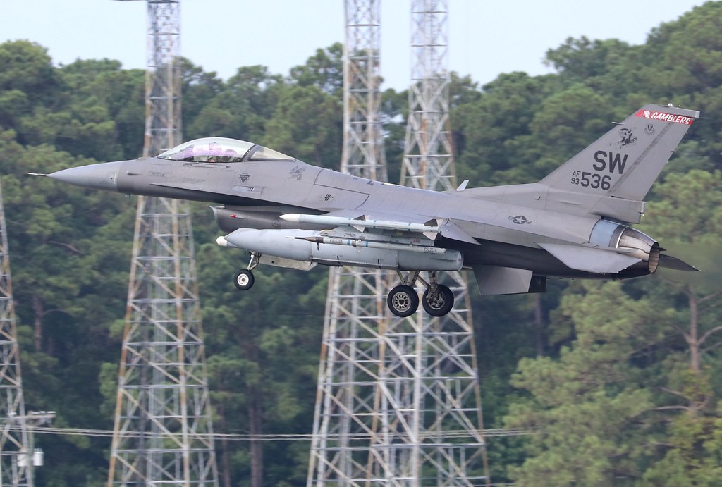 Air Force F-16C, 20th FW, 77th FS,  Gamblers